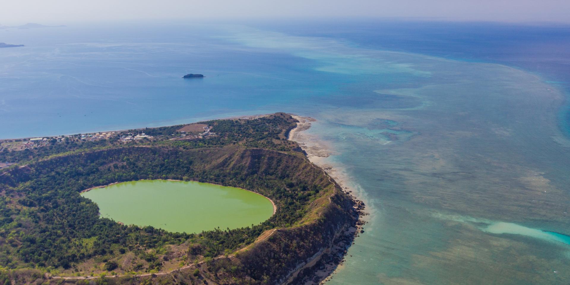 Le Lac Dziani est l'incontournable de Petite-Terre