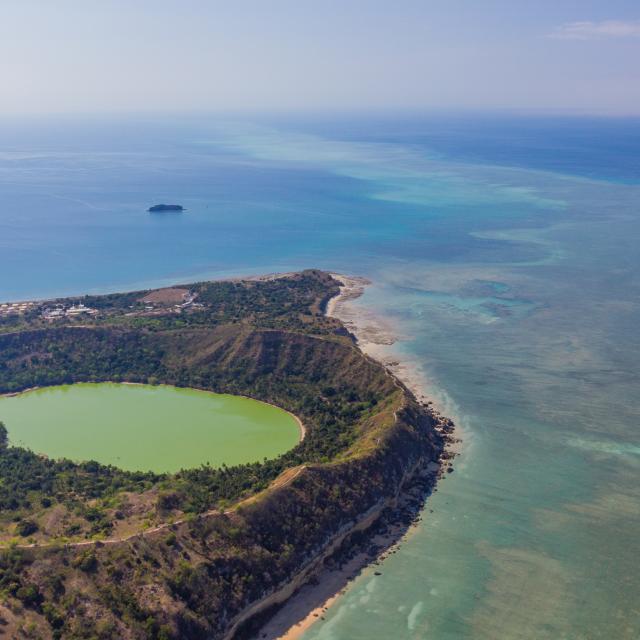 Le Lac Dziani est l'incontournable de Petite-Terre