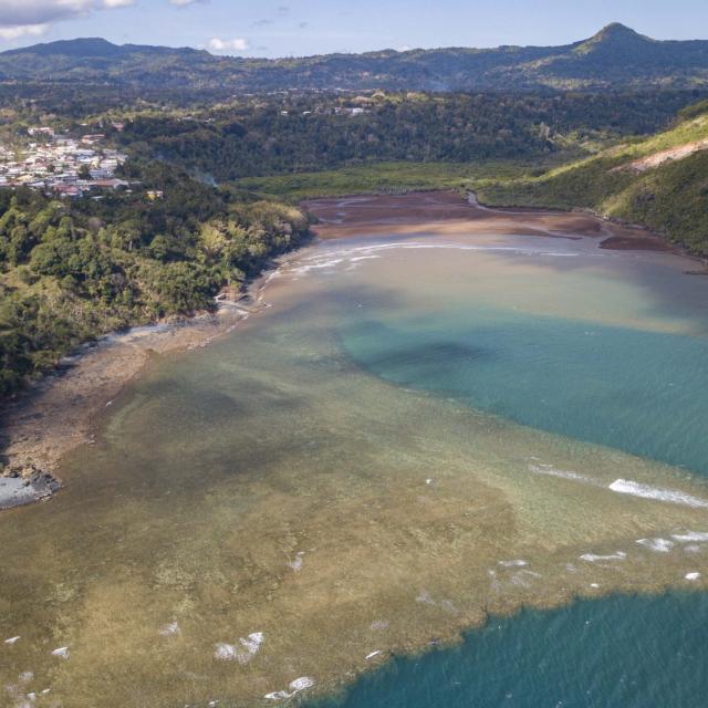 Glb+602+ +baie+de+tsingoni Id15702 2000x1123