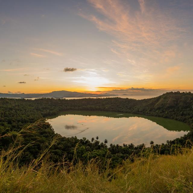 Mayotte Lac Dziani Sunset Coucher De Soleil Nature Panorama 3 Original Min