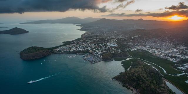 Ulm Mamoudzou Barge Kaweni Mangrove Coucher De Soleil Sunset Mayotte 3901 Original (1)
